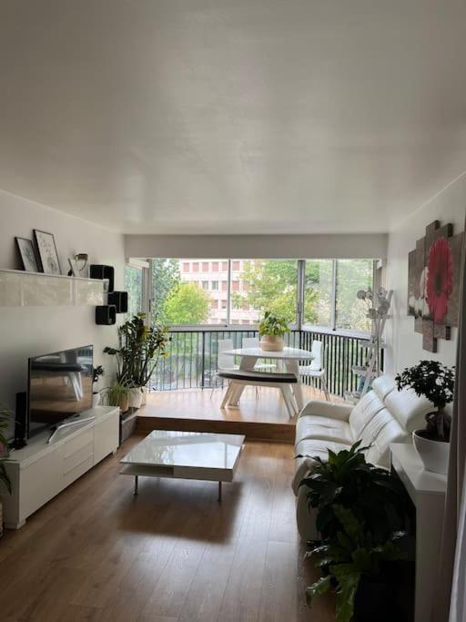 Appartement 55 M2 Le Chesnay Le Chesnay  Kültér fotó
